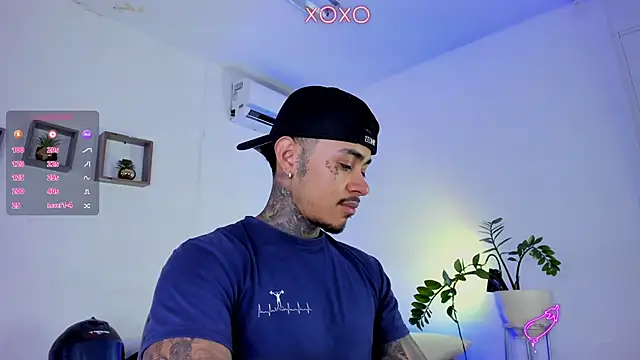 JordanSmiith  online show from February 4, 8:06 pm