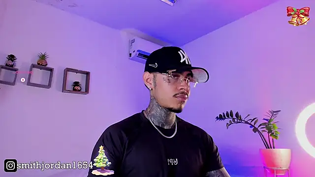 JordanSmiith  online show from December 18, 8:36 pm