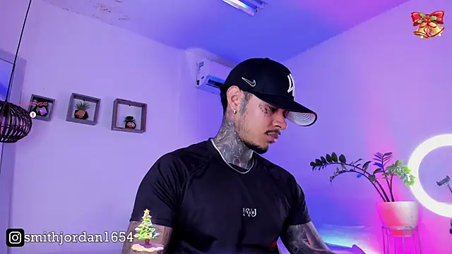 JordanSmiith  online show from December 30, 9:29 pm