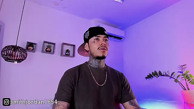 JordanSmiith  online show from December 5, 9:17 pm