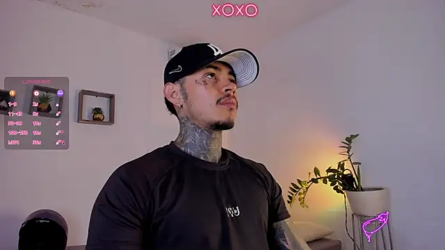 JordanSmiith  online show from February 9, 2:50 pm