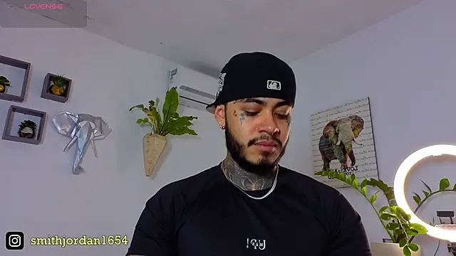 JordanSmiith  online show from September 8, 9:03 pm