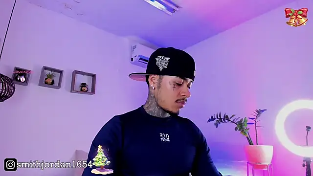JordanSmiith  online show from December 24, 9:22 pm