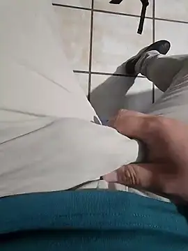 Pnstrokes online show from February 14, 5:09 am