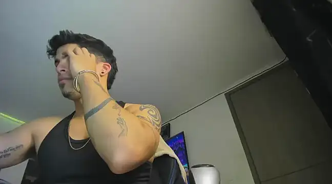 charlie hotxxx online show from March 13, 2:49 am