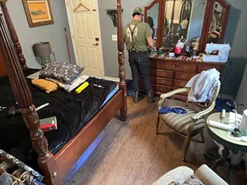 Onesieboy4daddys online show from April 2, 7:33 pm