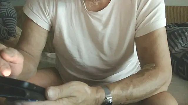 dannedonger2 online show from October 6, 5:56 am