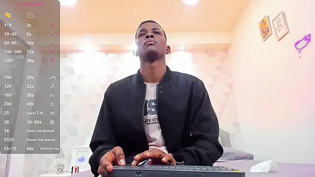 JacksonMuller  online show from December 4, 12:25 pm