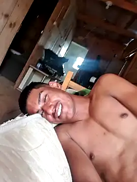 fernandes v online show from December 8, 2:30 pm