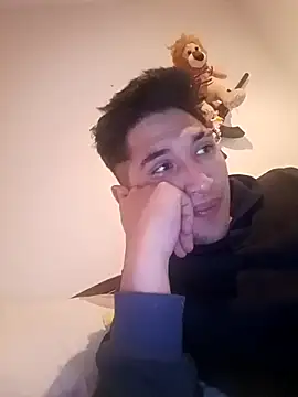 johan l  online show from February 24, 1:07 am