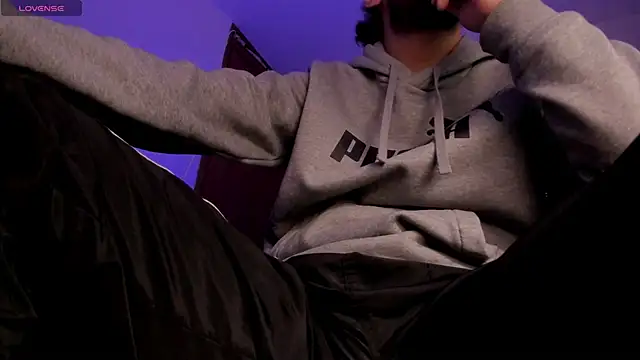 s sven03 online show from February 2, 4:44 am