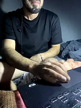 giorgakaci69 online show from November 5, 12:34 am