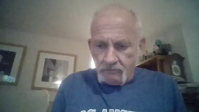 Snapshot of den-rock4u chatting on September 30, 9:57 am den-rock4u online show from September 30, 9:57 am