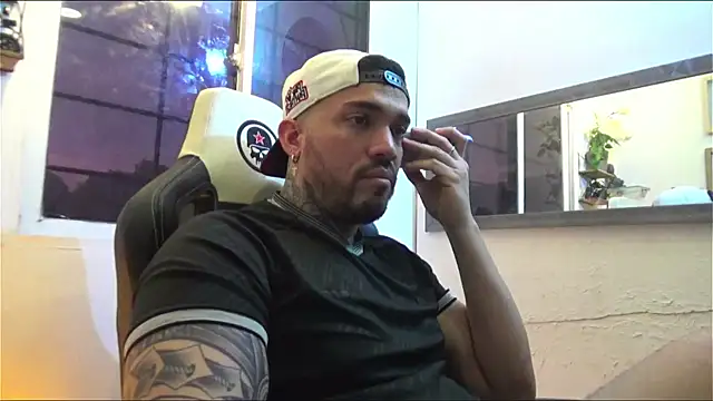 Angel sex latin online show from January 5, 10:40 pm