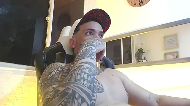 Angel sex latin online show from March 2, 2:51 am