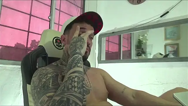 Angel sex latin online show from December 29, 10:25 pm