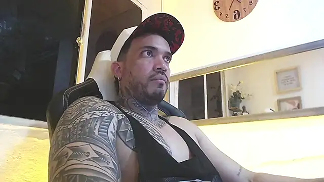 Angel sex latin online show from February 28, 3:04 am