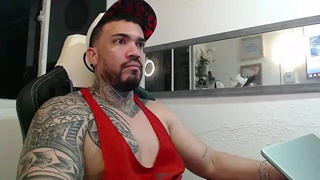 Angel sex latin online show from December 6, 4:03 am