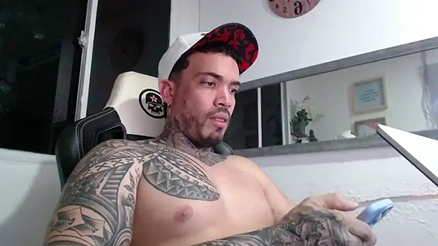 Angel sex latin online show from March 10, 2:39 am