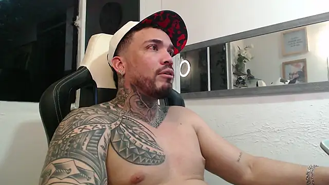 Angel sex latin online show from December 7, 5:26 am