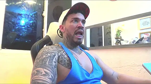 Angel sex latin online show from January 15, 3:00 am