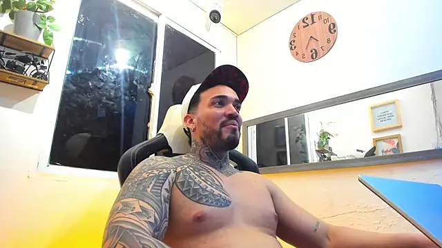 Angel sex latin online show from January 14, 3:22 am