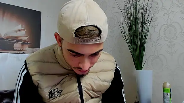 BrandonTate online show from October 16, 2:47 pm