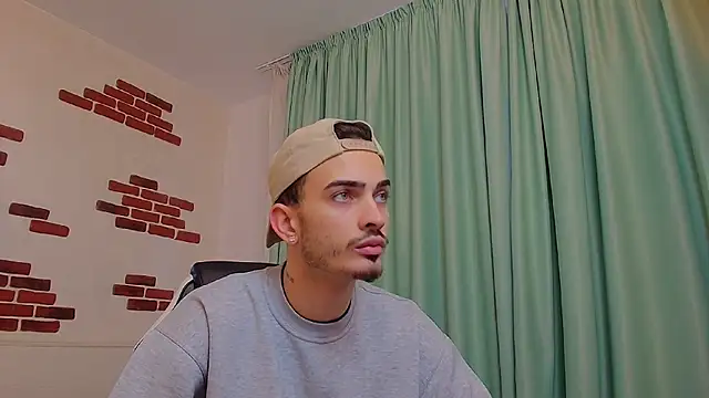 BrandonTate online show from December 12, 1:06 pm