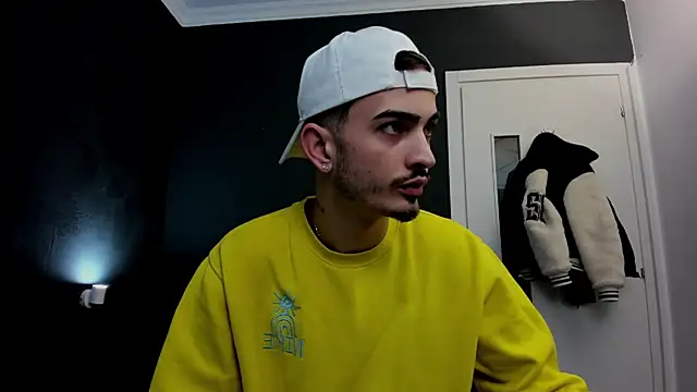 BrandonTate online show from December 9, 12:31 pm