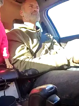 FloppyPickle4u online show from December 4, 4:05 pm