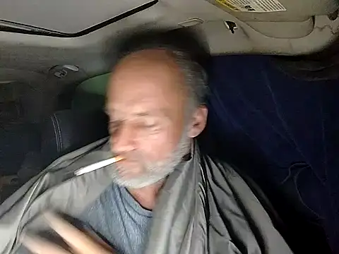 FloppyPickle4u online show from January 3, 1:47 pm