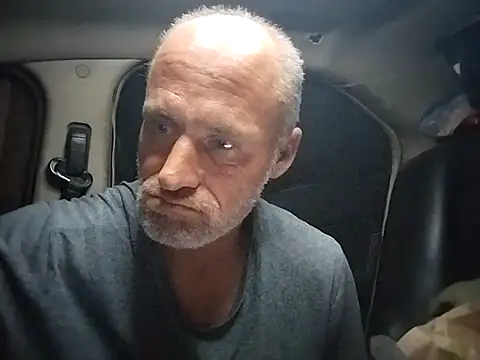 FloppyPickle4u online show from February 6, 11:54 am