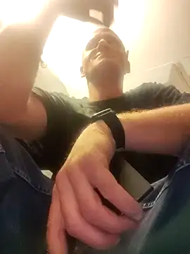 FloppyPickle4u online show from December 7, 7:38 am