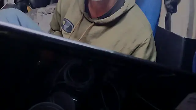 FloppyPickle4u online show from January 8, 5:59 pm