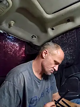 FloppyPickle4u online show from December 11, 5:32 pm