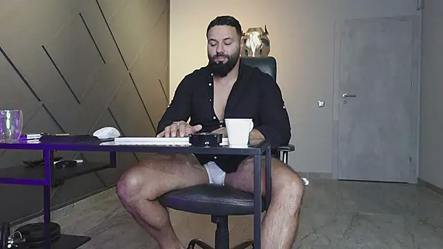 Snapshot of mattmasterss chatting on September 29, 8:27 pm mattmasterss online show from September 29, 8:27 pm