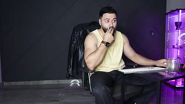 mattmasterss online show from April 13, 10:54 pm