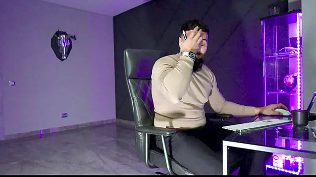 Snapshot of mattmasterss chatting on March 4, 4:09 pm mattmasterss online show from March 4, 4:09 pm