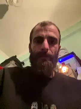 Snapshot of Antonio_Vatooo chatting on October 22, 5:22 am Antonio Vatooo online show from October 22, 5:22 am