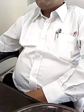 Snapshot of Hot-man39 chatting on December 5, 4:53 am Hot-man39 online show from December 5, 4:53 am