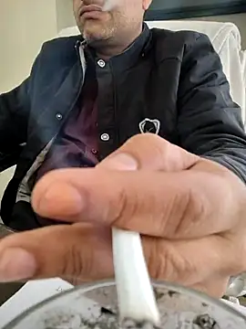 Snapshot of Hot-man39 chatting on December 30, 7:04 am Hot-man39 online show from December 30, 7:04 am