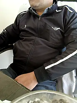 Snapshot of Hot-man39 chatting on January 25, 7:28 am Hot-man39 online show from January 25, 7:28 am