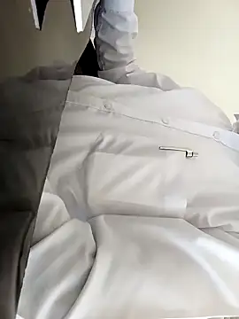 Snapshot of Hot-man39 chatting on January 23, 9:29 am Hot-man39 online show from January 23, 9:29 am