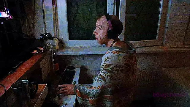 BongChannel online show from December 7, 8:00 am