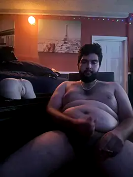 Snapshot of bigdickgio6923 chatting on October 19, 5:45 am bigdickgio6923 online show from October 19, 5:45 am