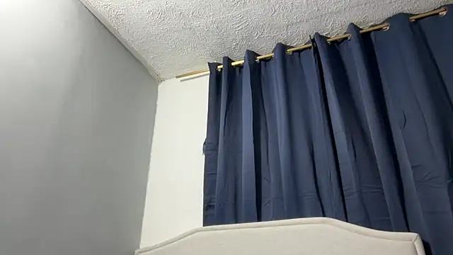 Snapshot of dominic_brandd23 chatting on October 23, 9:24 am dominic brandd23 online show from October 23, 9:24 am