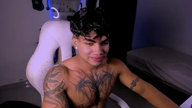 Young laroi online show from January 18, 4:30 am