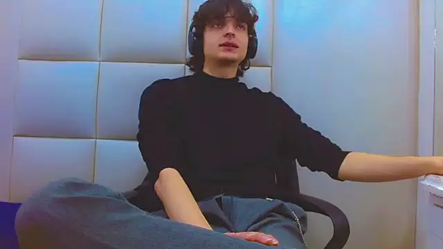 Sr BonnyEthan online show from March 2, 12:56 pm