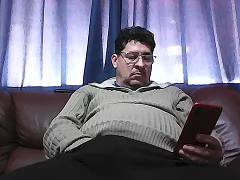 karatecobrakay2012 online show from July 27, 11:17 am