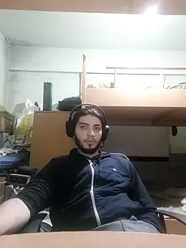 kleineid77 online show from December 9, 11:09 pm